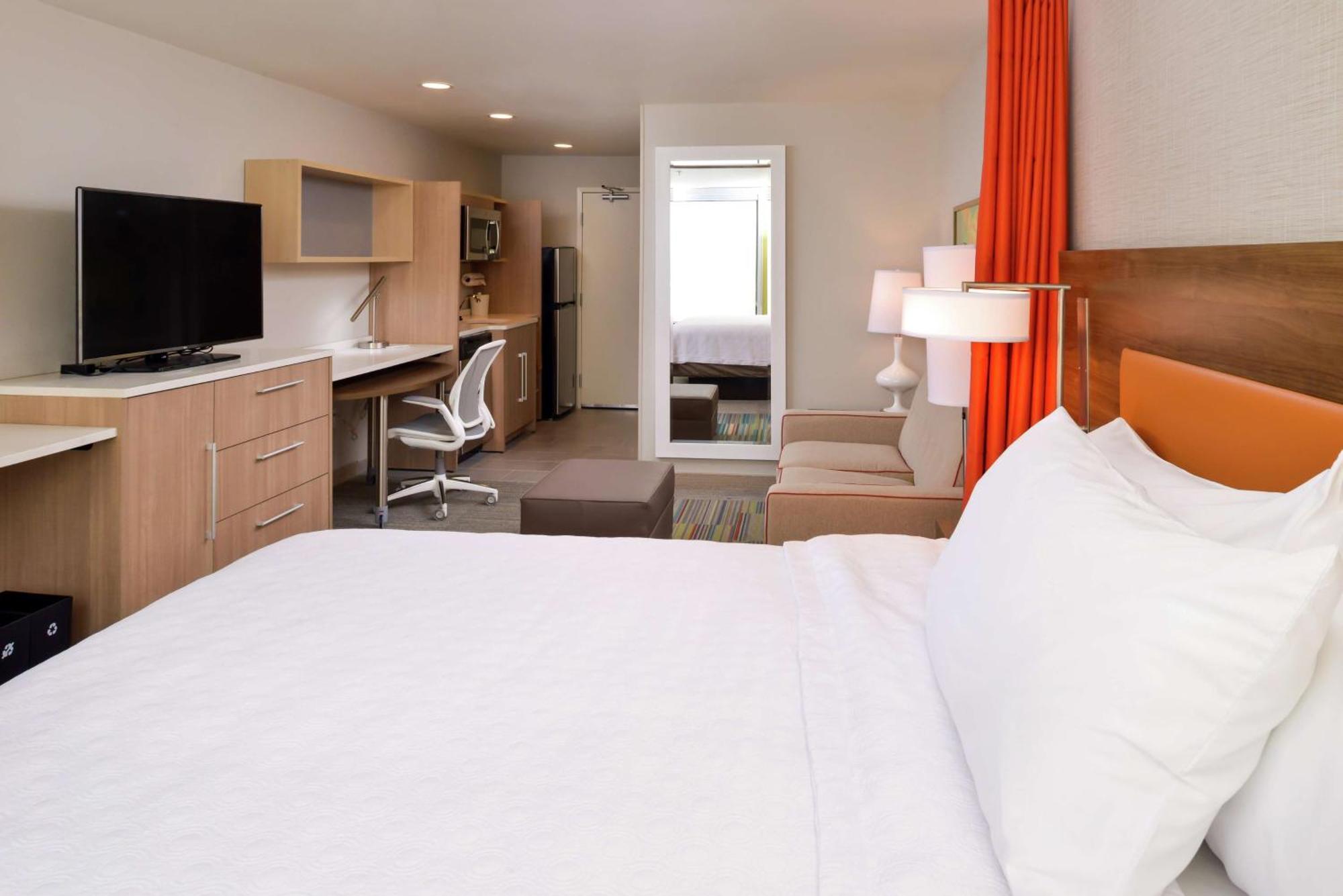 Hotel Home2 By Hilton